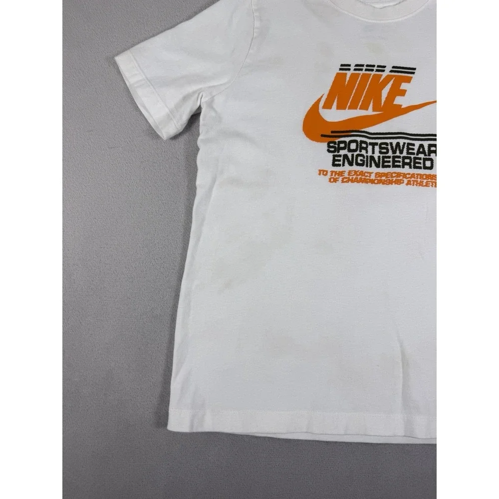Nike Sportswear Engineered To The Exact Specifications T-shirt Size XL